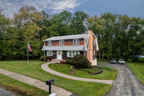 183 Eyland Avenue Roxbury NJ 07876