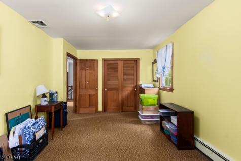 183 Eyland Avenue Roxbury NJ 07876