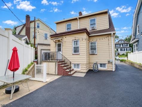 93 Midland Avenue East Orange NJ 07017