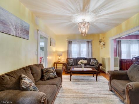 93 Midland Avenue East Orange NJ 07017