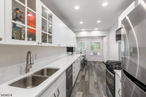 478 Brook Avenue Passaic NJ 07055