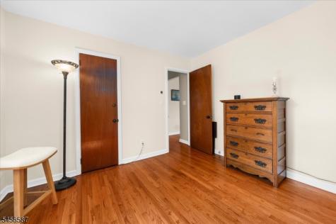 16 Abbott Court Flemington NJ 08822