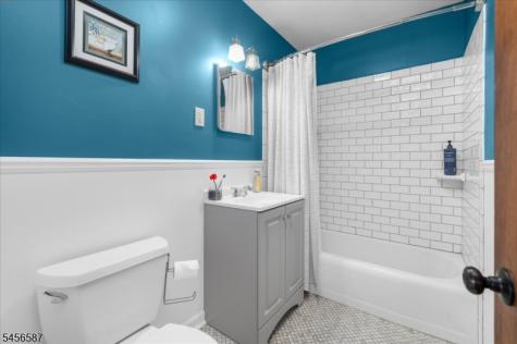 16 Abbott Court Flemington NJ 08822