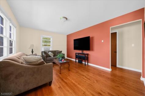 16 Abbott Court Flemington NJ 08822