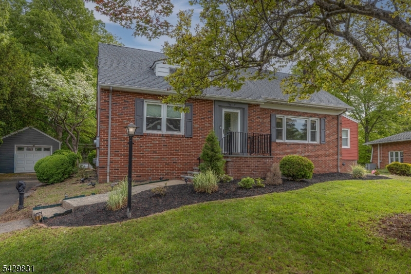 14 Meadowbrook Lane Piscataway NJ 08854