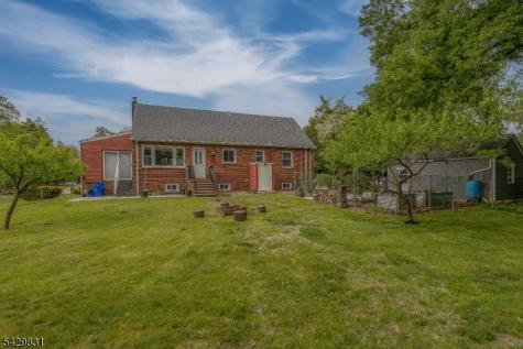 14 Meadowbrook Lane Piscataway NJ 08854