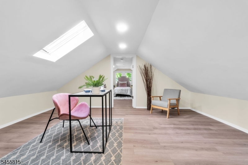 209 S Michigan Avenue Kenilworth NJ 07033