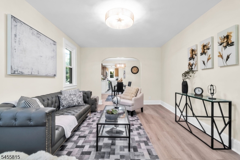 209 S Michigan Avenue Kenilworth NJ 07033