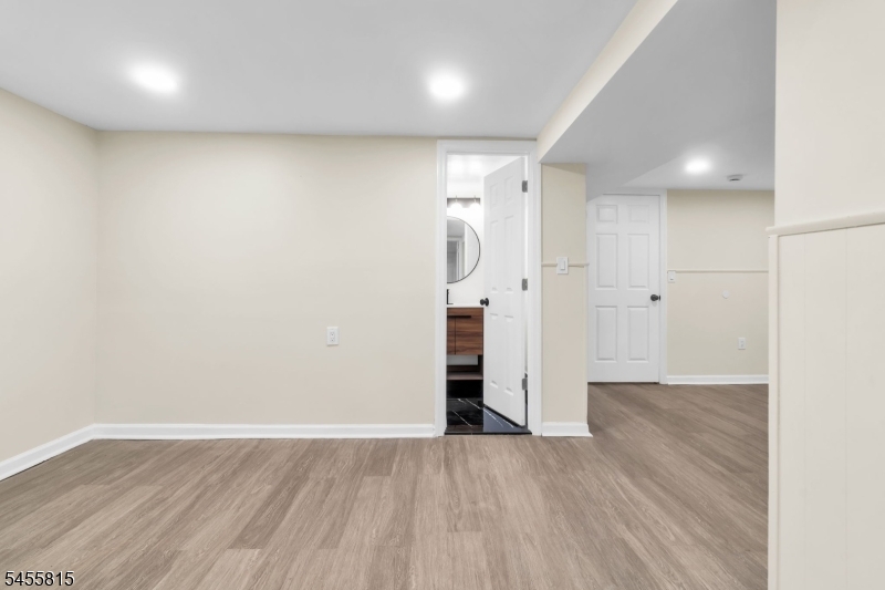 209 S Michigan Avenue Kenilworth NJ 07033