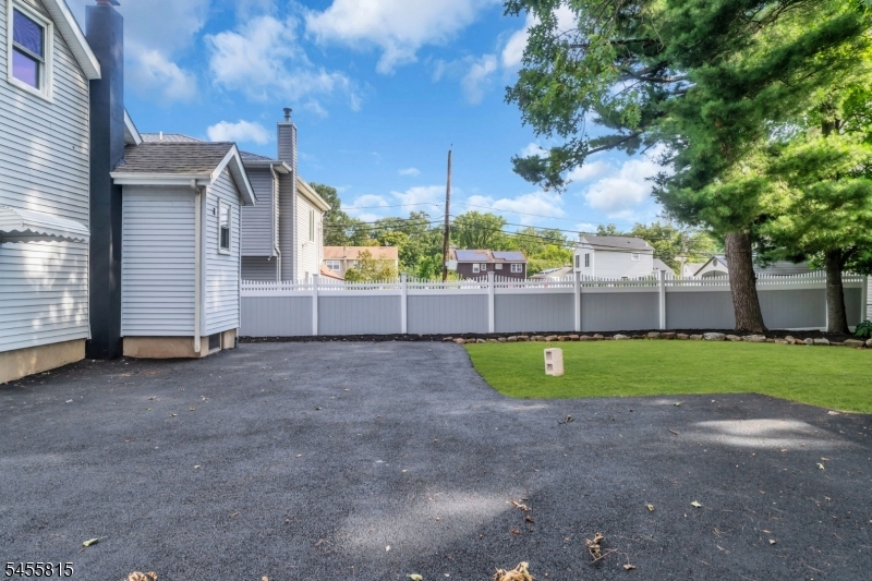 209 S Michigan Avenue Kenilworth NJ 07033