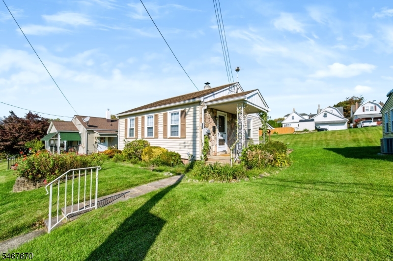825 Hill Street Phillipsburg NJ 08865