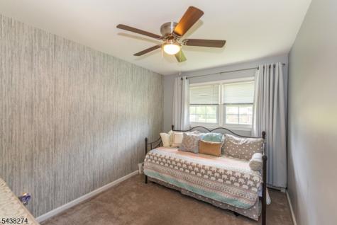 21 Whitegate Road Roxbury NJ 07876