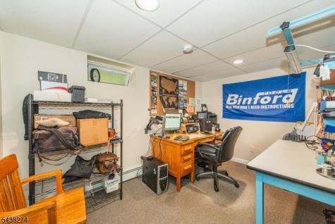21 Whitegate Road Roxbury NJ 07876