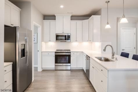 32 Amos Way Mount Olive NJ 07828
