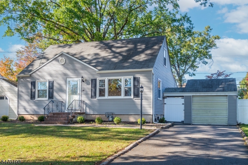 214 Villa Place Rahway NJ 07065
