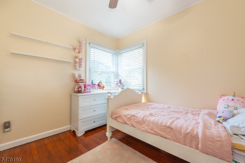 214 Villa Place Rahway NJ 07065