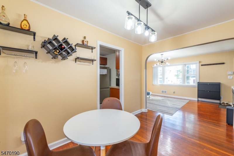 214 Villa Place Rahway NJ 07065