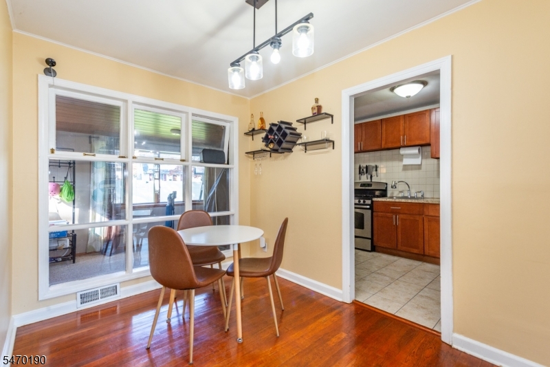 214 Villa Place Rahway NJ 07065
