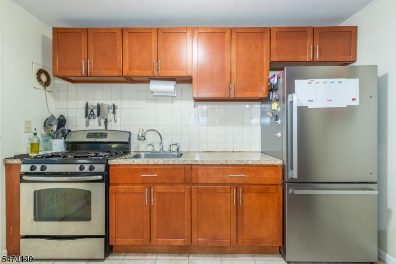 214 Villa Place Rahway NJ 07065