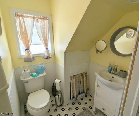 19 Kathryn Street Clark NJ 07066
