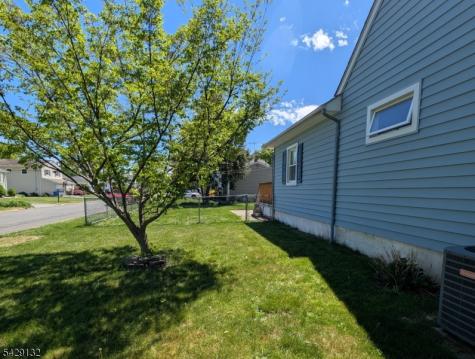 19 Kathryn Street Clark NJ 07066