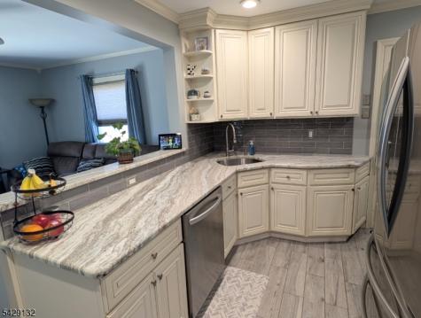 19 Kathryn Street Clark NJ 07066