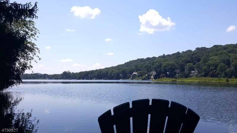 207 Larsens Drive Denville NJ 07834
