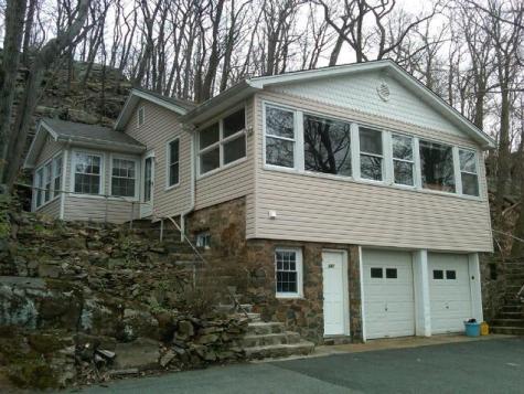 207 Larsens Drive Denville NJ 07834