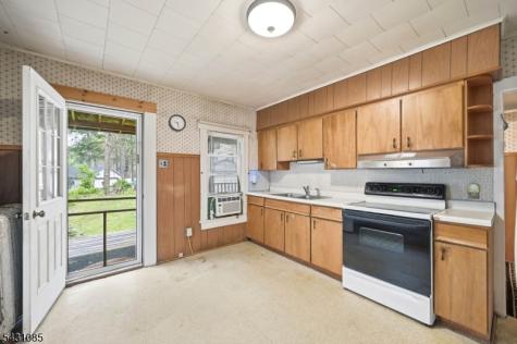 10 Nelson Street Newton NJ 07860