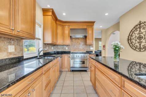 467 Summit Avenue Hackensack NJ 07601