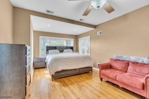 467 Summit Avenue Hackensack NJ 07601
