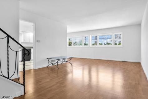 23 Colonial Drive Bayonne NJ 07002