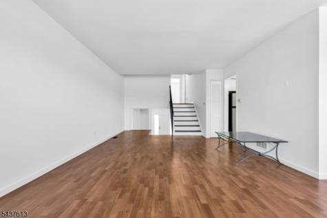 23 Colonial Drive Bayonne NJ 07002