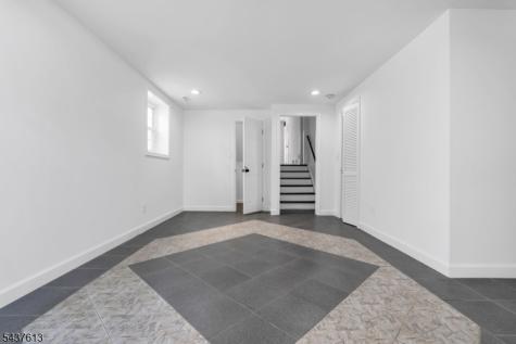23 Colonial Drive Bayonne NJ 07002