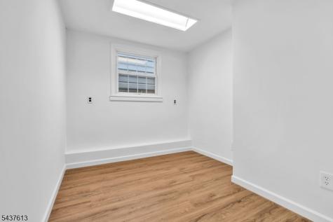 23 Colonial Drive Bayonne NJ 07002