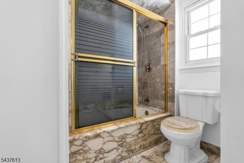 23 Colonial Drive Bayonne NJ 07002