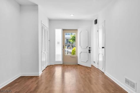 23 Colonial Drive Bayonne NJ 07002