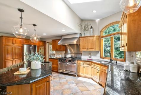 411 Snyder Road Wyckoff NJ 07481