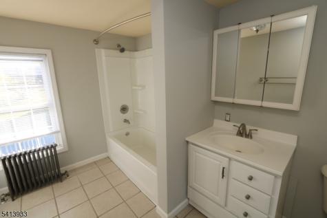 242 Us Highway 46 Independence NJ 07880