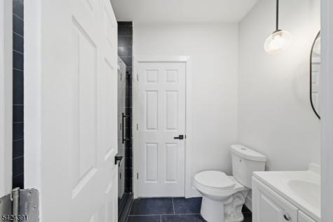 66 Girard Place Newark NJ 07108
