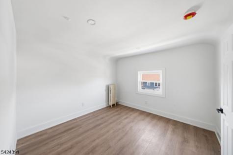 66 Girard Place Newark NJ 07108