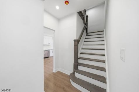 66 Girard Place Newark NJ 07108