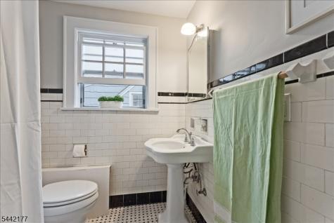 24 College Avenue Montclair NJ 07043