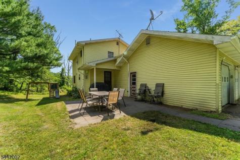 270 Andersen Road Holland NJ 08848