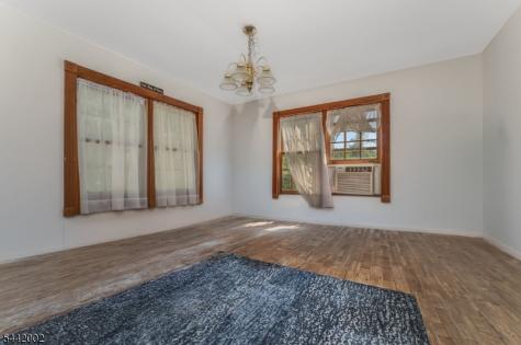 270 Andersen Road Holland NJ 08848