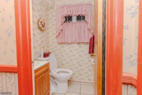 286 Harris Avenue Middlesex NJ 08846