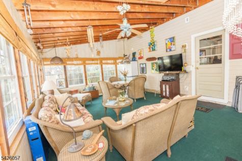 286 Harris Avenue Middlesex NJ 08846
