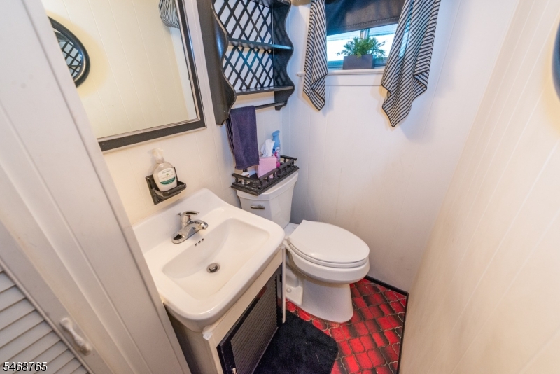 103 Sandra Drive Totowa NJ 07512