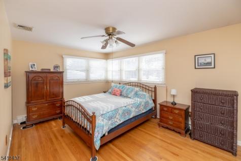 100 Eyland Avenue Roxbury NJ 07876