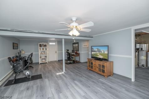 100 Eyland Avenue Roxbury NJ 07876